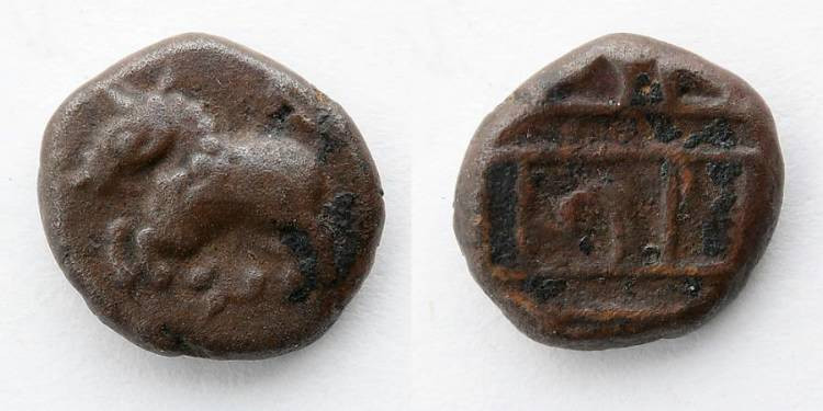 INDA, MYSORE: 1 Kasu, 1574-1760 (15mm, 3.1g), Horse. Quite a neat and unusual ty...