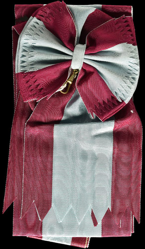 Iraq, Order of King Faisal I, full length Grand cross sash, with gilt clasp for ...