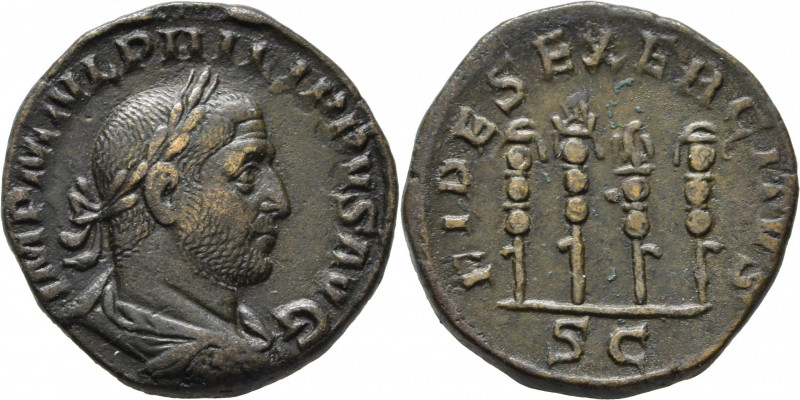 ROMA IMPERIO. Filipo I. Sestercio. 244-249. FIDES EXERCITVS. Cuatro estandartes ...