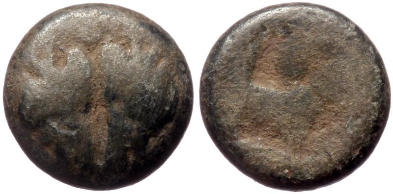 Lesbos, uncertain. Bl Obol (Silver, 0,69g, 9mm) ca 500-450 BC
Obv: Confronted bo...