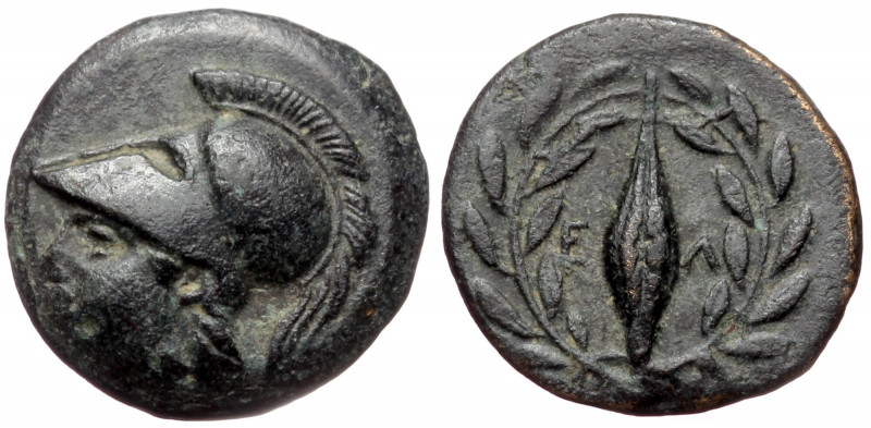 Aeolis, Elaia, AE (bronze, 1,11 g, 12 mm) 350-300 BC
Obv: Head of Athena left, w...