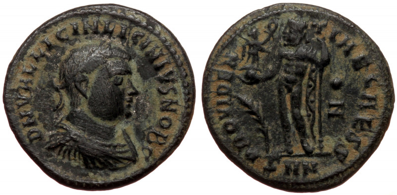 Licinius II (Caesar, 317-324) Æ follis (Bronze 2,95g, 28mm) Nicomedia, 317-324. ...