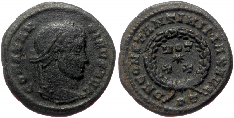 Constantine The Great (307/10-337) AE Follis (Bronze 3,28g 19mm) Ticinum.
Obv: C...