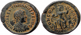 Valentinian II (375-392), Constantinopolis, AE follis (Bronze, 20,9 mm, 1,46 g). Obv: D N VALENTINIANVS P F AVG, pearl-diademed, draped and cuirassed ...