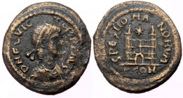 Flavius Victor (387-388), AE follis (Bronze, 16,6 mm, 2,86 g). Arelate, 387-388. 
Obv: D N FL VIC - TOR P F AVG, diademed, draped and cuirassed bust r...