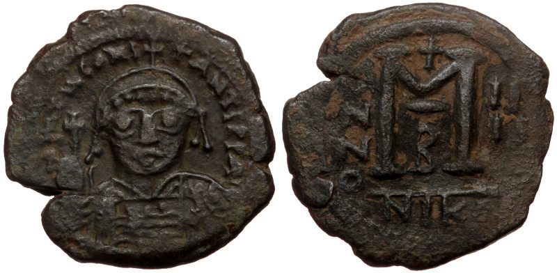 Tiberius II Constantine (578-582) Æ Follis (Bronze 13,06 30mm) Nicomedia mint, 2...