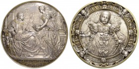 RDR / ÖSTERREICH
Rudolf II., Kaiser des Heiligen Römischen Reiches von 1576-1612. Medaillen Rudolfs II. Franz Joseph I. 1848-1916. Silbermedaillon 18...