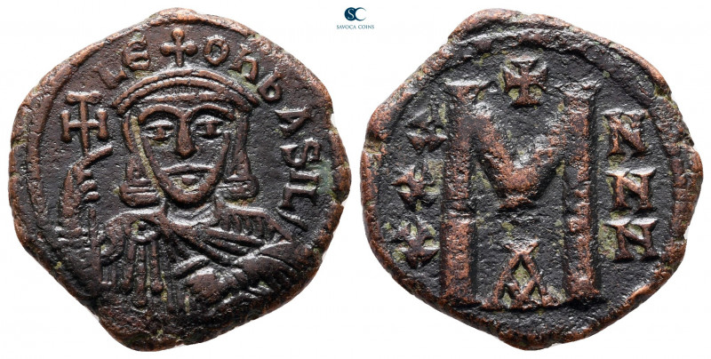 Leo V, the Armenian AD 813-820. Constantinople
Follis or 40 Nummi Æ

22 mm, 5...