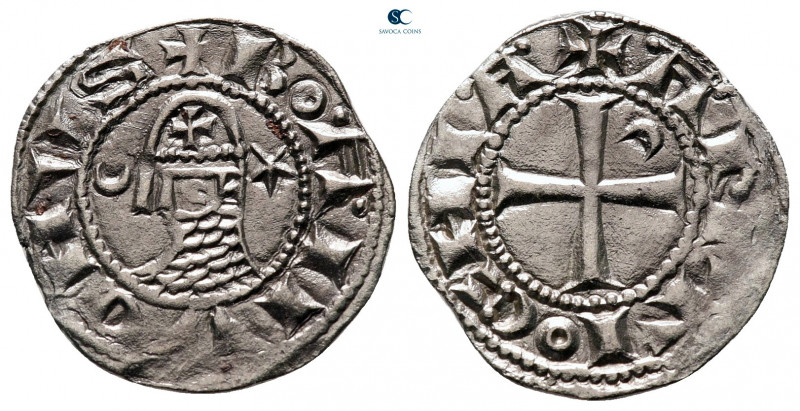 Bohémond III AD 1163-1201. Antioch
Denier AR

17 mm, 0,93 g

+ BOAMVNDVS, h...