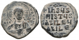Basil II & Constantine VIII. Circa 976-1025. Æ Follis, Very Fine 
11.1 gr
