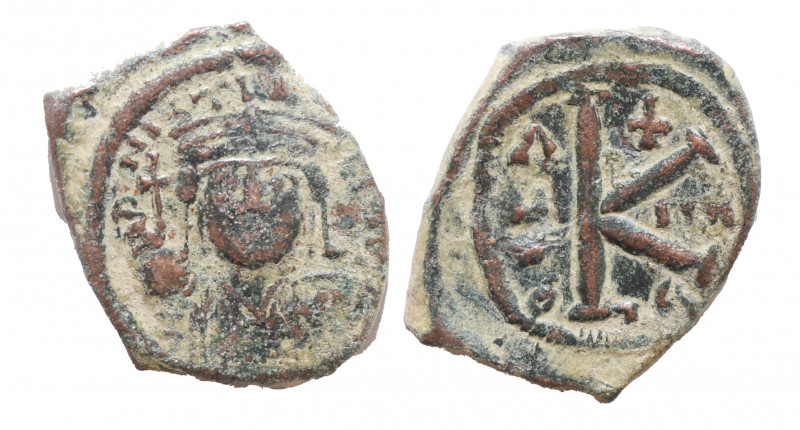 Maurice Tiberius. Uncertain. AD 582-602. Half Follis Æ, Very Fine
5.5 gr