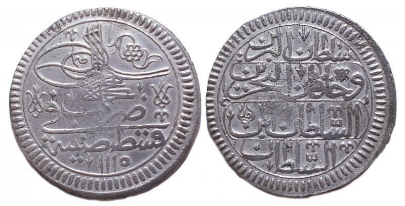 Ottoman Empire. Mahmud I.Constantinopolis. AH 1143-1168 AD. Very Fine
12.8 gr