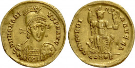 HONORIUS (393-423). GOLD Solidus. Constantinople