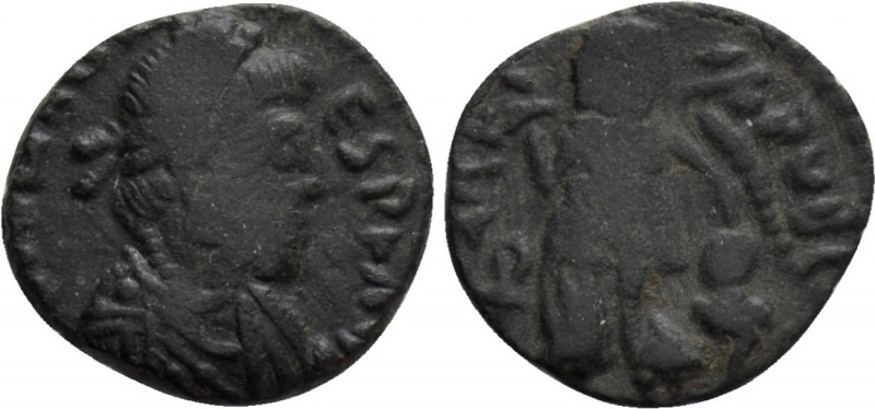 JOHANNES (Usurper, 423-425). Ae Nummus. Rome. 

Obv: D N IOHANNES P F AVG. 
D...