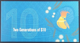 Australia, 10 Dollars, 2015/2015, UNC, p58; p63, FOLDER
UNC
(Total 2 banknotes), Polymer
Estimate: USD 25-50