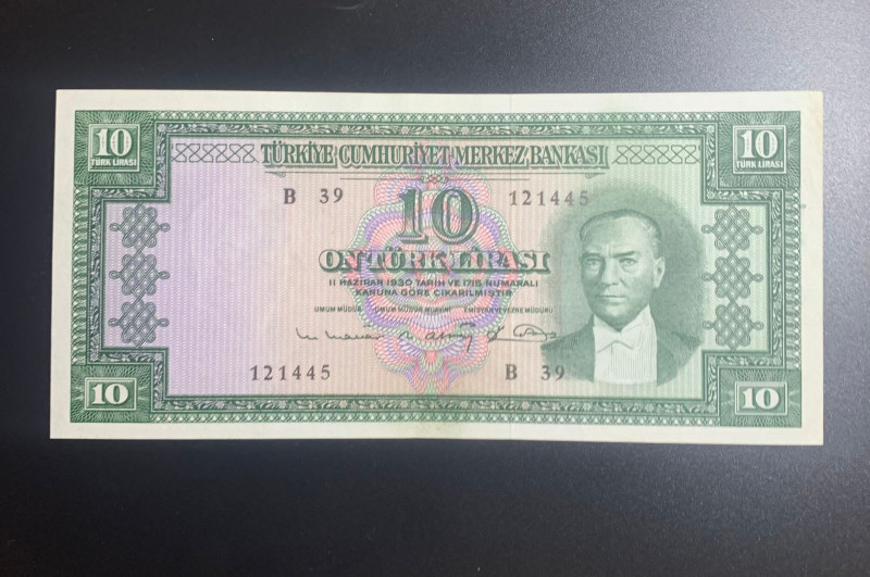 Turkey, 10 Lira, 1963, AUNC(+), p161, 5.Emission
AUNC(+)
Estimate: USD 75-150