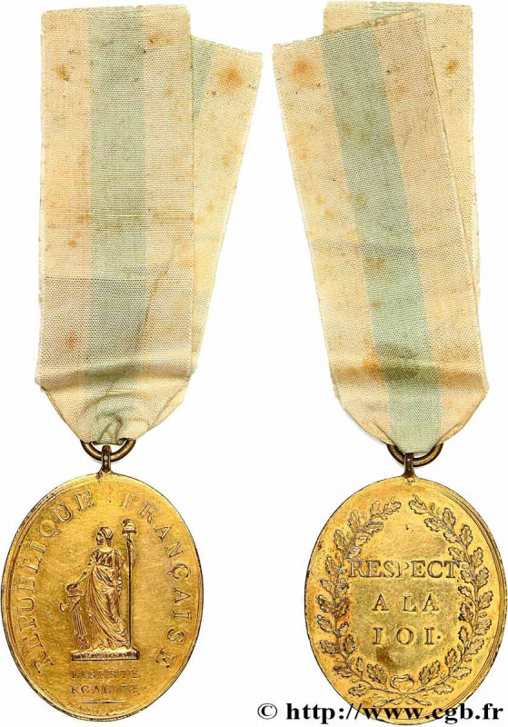 THE CONVENTION
Type : Médaille, Respect à la loi 
Date : c.1793 
Metal : gilt co...