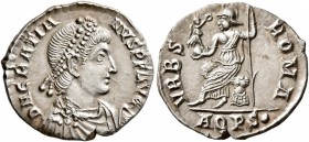 Gratian, 367-383. Siliqua (Silver, 18 mm, 1.88 g, 1 h), Aquileia, 375-378. D N GRATIA-NVS P F AVG Pearl-diademed, draped and cuirassed bust of Gratian...