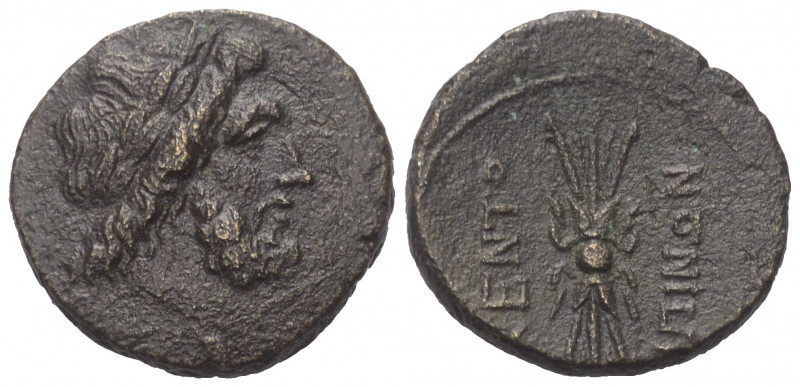 Sizilien. Kentoripai.

 Bronze. 3. Jhdt. v. Chr.
Vs: Kopf des Zeus mit Lorbee...