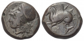 Sizilien. Syrakus.

 Bronze. Ca. 375 - 344 v. Chr.
Vs: Kopf der Athena mit korinthischem Helm links.
Rs: Hippocamp nach links.

18 mm. 7,07 g. ...