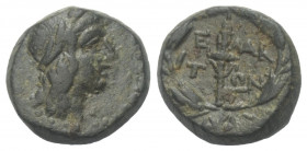 Aiolis. Elaia.

 Bronze. 2. - 1. Jhdt. v. Chr.
Vs: Kopf der Demeter mit Ährenkranz rechts.
Rs: Fackel in Ährenkranz.

14 mm. 3,46 g. 

BMC 24;...