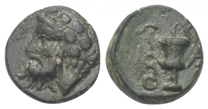 Lydien. Sardeis (?).

 Bronze. 4. Jhdt. v. Chr.
Vs: Kopf des bärtigen Dionyso...