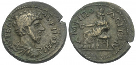 Makedonien. Amphipolis. Lucius Verus (161 - 169 n. Chr.).

 Bronze.
Vs: Büste mit Panzer und Paludament rechts.
Rs: Tyche mit Phiale nach links th...