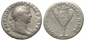 Traianus (98 - 117 n. Chr.).

 Denar (Silber). 107 - 108 n. Chr. Rom.
Vs: IMP TRAIANO AVG GER DAC P M TR P. Büste mit Lorbeerkranz und Drapierung r...