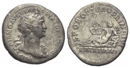 Traianus (98 - 117 n. Chr.).

 Denar (Silber). 112 - 114 n. Chr. Rom.
Denar (Silber). 112 - 114 n. Chr. Rom.
Vs: IMP TRAIANO AVG GER DAC P M TR P ...
