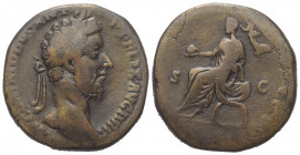 Commodus (177 - 192 n. Chr.).

 Sesterz. 186 n. Chr. Rom.
Vs: M COMMODVS ANT P FELIX AVG BRIT. Kopf mit Lorbeerkranz rechts.
Rs: [P M TR P XI IMP ...