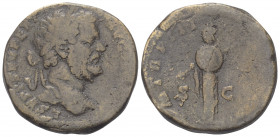 Septimius Severus (193 - 211 n. Chr.).

 Sesterz. 195 n. Chr. Rom.
Vs: L SEPT SEV PERT AVG [IMP V]. Kopf mit Lorbeerkranz rechts.
Rs: P M TR P III...