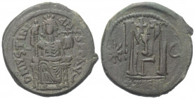Iustinianus I. (527 - 565 n. Chr.).

 Follis (40 Nummi). 529 - 533 n. Chr. Anchiochia (Theoupolis).
Vs: D N IVSTINIANVS P P AVG. Kaiser mit Szepter...