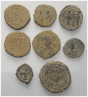 Byzantinische Münzen - Lots.


Verschiedene Herrscher.

Lot (8 Stück): Follis; 5. - 9. Jhdt. n. Chr.

Schön - sehr schön.

Verkauft wie beseh...