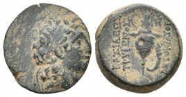 SELEUKID KINGDOM. Tryphon. Antioch. (142-138 BC). Ae. 5.30 g. 18.20 mm.