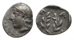 Greek Obol, Ca. 350-300 BC. AR. Condition: Very Fine 

 Weight: 0,3 gr Diameter: 8,6 mm