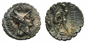 ROMAN REPUBLIC - C. Poblicius (80 aC). Denario serratus. 3,8 g. AR. a/ ROMA. Busto de Roma, letra l encima. r/ C POBLICI Q F. Hércules luchando con le...