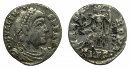 ROMAN EMPIRE - Valente (364-378). Silicua. Treveri (Trier, Alemania). 1,5 g. AR. a/ D N VALENS P F AVG. r/ VRBS ROMA. Roma sentada. e/ TRPS. Manchas e...