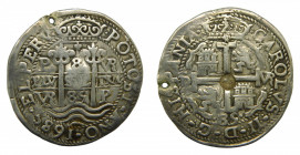 Carlos II (1665-1700)- 8 Reales Potosí 1689 VR (AC 689) Resello de Guatemala km#96.1. Countremak 1839. Agujero, Muy rara. 26,49 gr Ag.
mbc