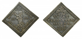 GERMANY Núremberg. 1650. Medalla Klippe (Plata, 21 x 22 mm, 2,8 gr), sobre la Paz de Westfalia y el deseo de paz para los niños. VIVAT /./ FERNANDO, /...