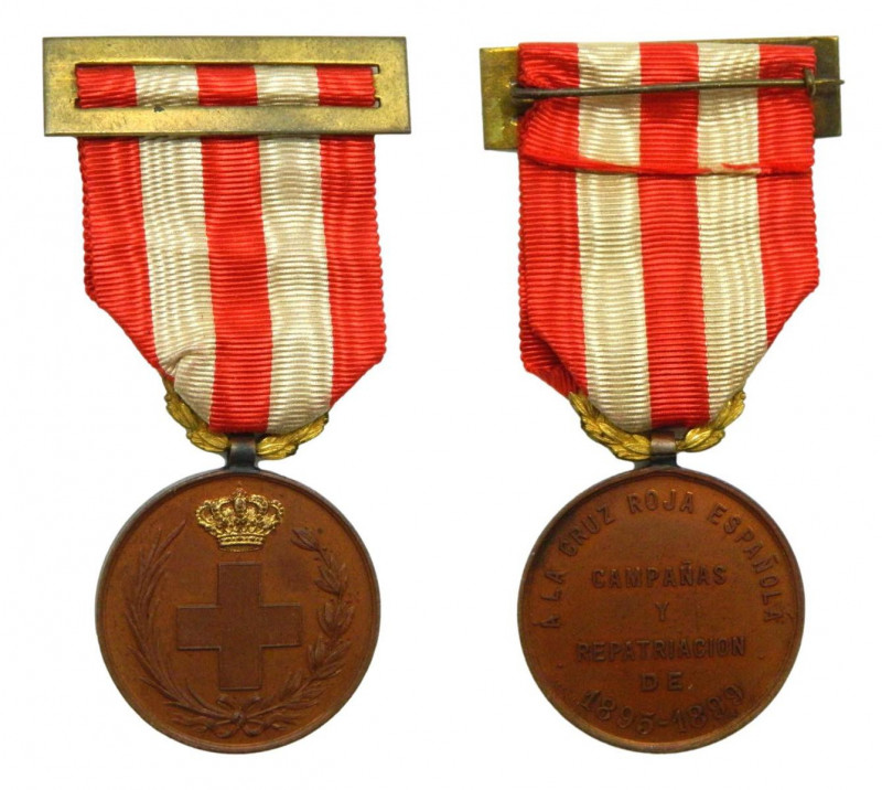 CRUZ ROJA 1895-1899. CAMPAÑAS Y REAPATRIACIÓN. Disctinción al personal de la cru...