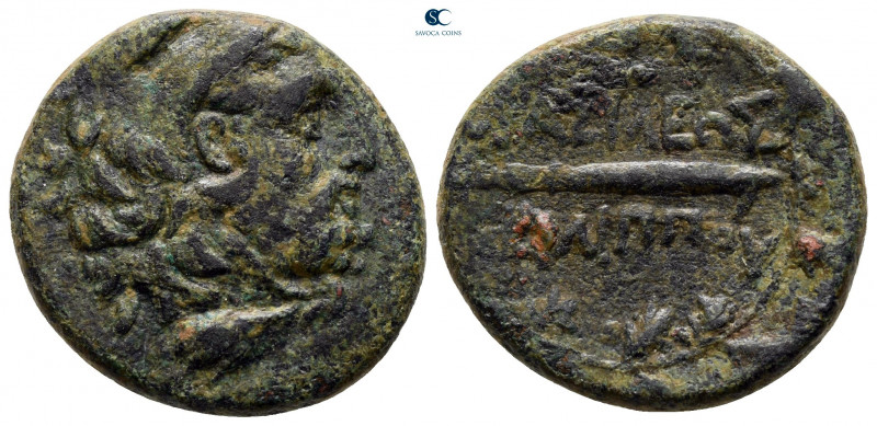 Kings of Macedon. Pella or Amphipolis. Philip V 221-179 BC. 
Bronze Æ

22 mm,...