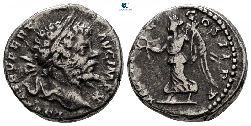 Septimius Severus AD 193-211. Rome
Denarius AR

17 mm, 3,59 g



nearly v...