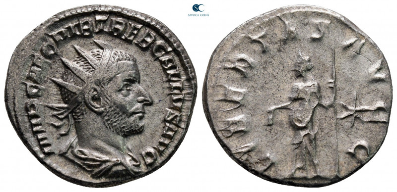 Trebonianus Gallus AD 251-253. Rome
Antoninianus AR

21 mm, 4,09 g



ver...