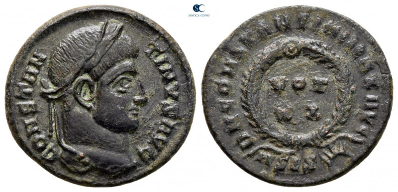 Constantine I the Great AD 306-337. Siscia
Follis Æ

19 mm, 2,56 g



ver...