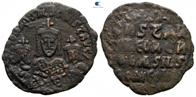 Basil I, with Leo VI and Constantine VII AD 867-886. Constantinople
Follis or 4...