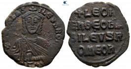 Leo VI the Wise AD 886-912. Constantinople. Follis or 40 Nummi Æ