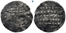 Constantine VII Porphyrogenitus, with Romanus I AD 913-959. Constantinople. Miliaresion AR