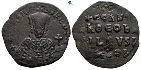 Constantine VII, Porphyrogenitus AD 913-959. Constantinople. Follis Æ