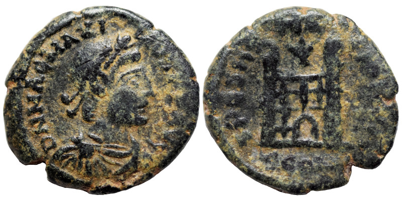 Magnus Maximus 383-388. Follis (bronze, 1.43 g, 14 mm), Aquileia. D N MAG MA-XIM...