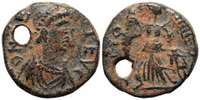 Zeno, 476-491. Nummus (bronze, 1.30 g, 13 mm), Constantinople. DN [Z]E[NO] PE VG Helmeted, draped and cuirassed bust right. Rev. [VICTORIA AVGVSTORVM]...